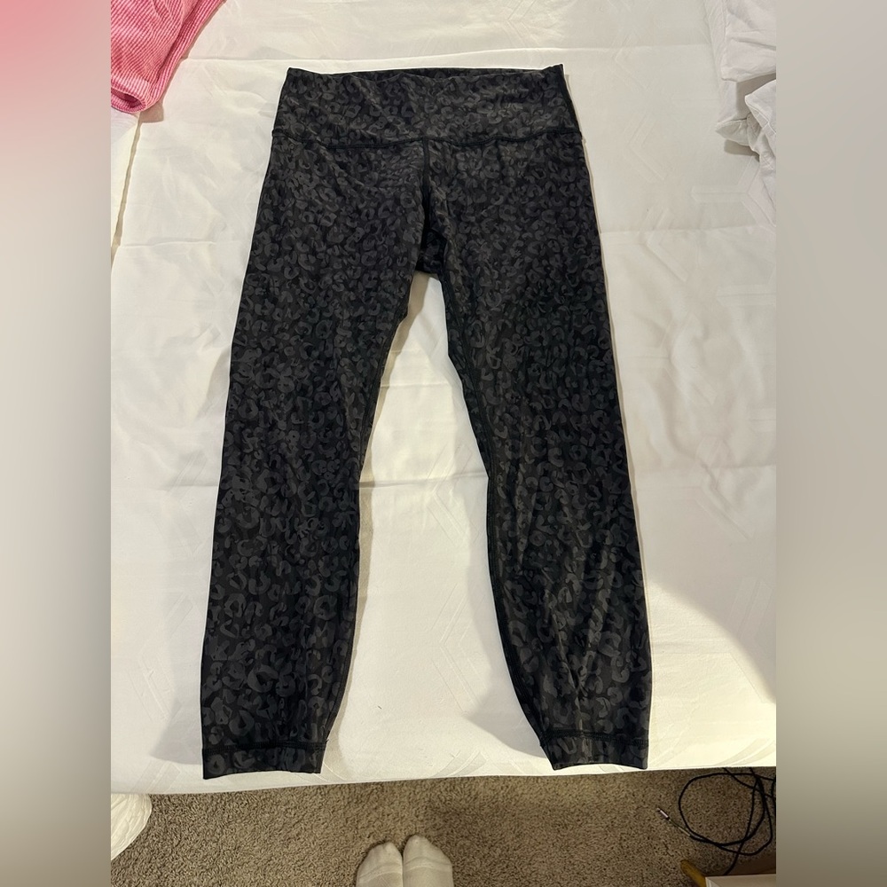 Lululemon 10 Black Cheetah Midrise Yoga Pants